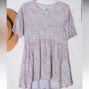 HAPTICS WOMENS BOUTIQUE BRAND Taupe Leopard Babydoll Top Size Small NWOT
